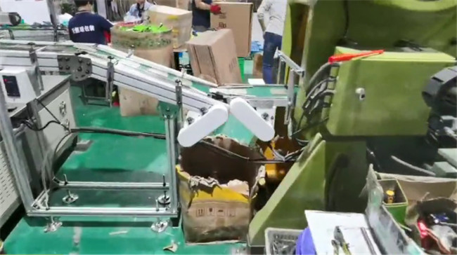 鐵盒定(ding)制包裝(zhuang)工藝流(liu)程